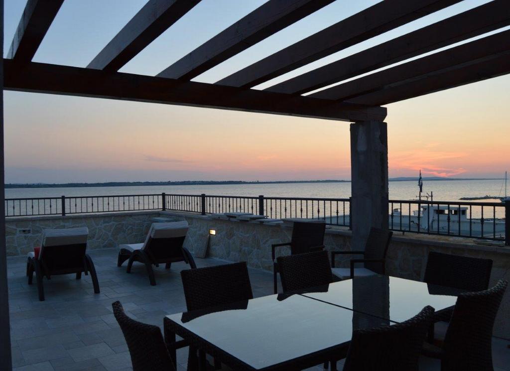 Sea View Apartments Nina فرسي الغرفة الصورة