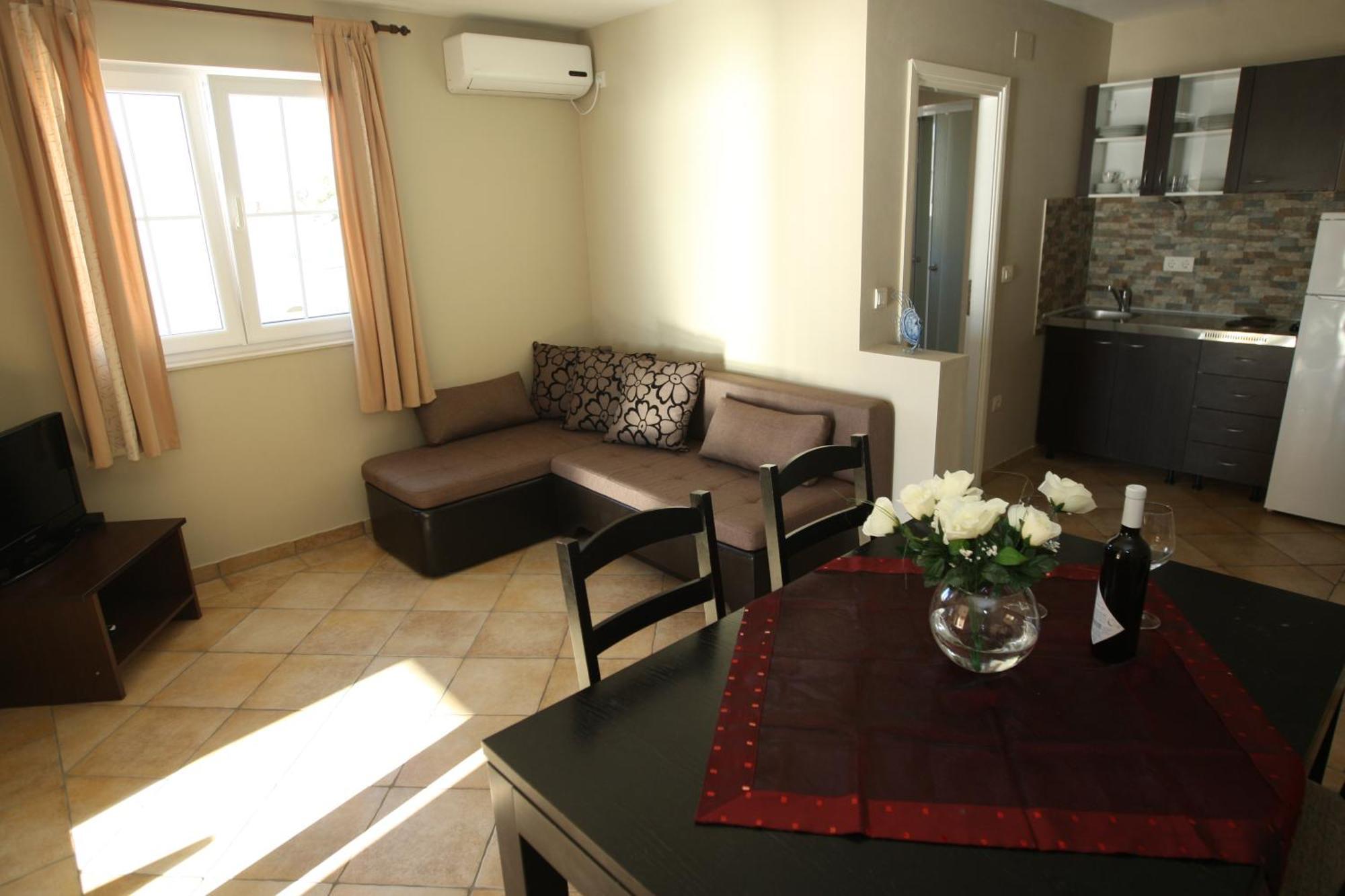 Sea View Apartments Nina فرسي الغرفة الصورة