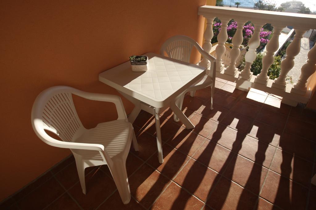 Sea View Apartments Nina فرسي الغرفة الصورة